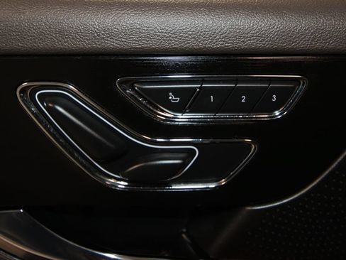 Used 2024 Lincoln Corsair FWD w/ Equipment Group 101A image 9