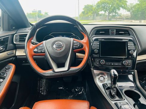 Used 2019 Nissan Maxima Platinum w/ Reserve Package FWD image 14