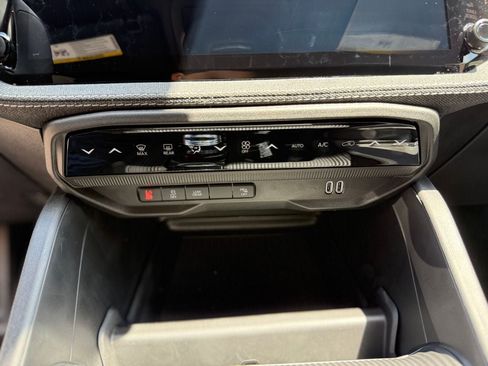 New 2026 Jeep Cherokee Laredo AWD/4WD image 27