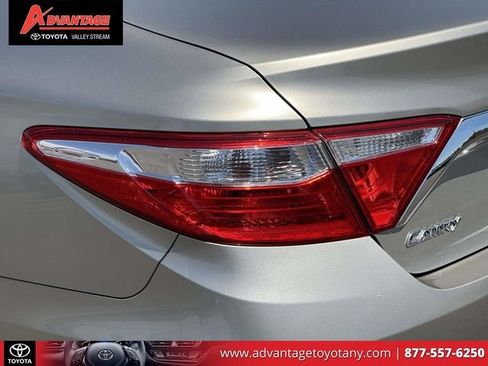 Used 2016 Toyota Camry XLE FWD image 14