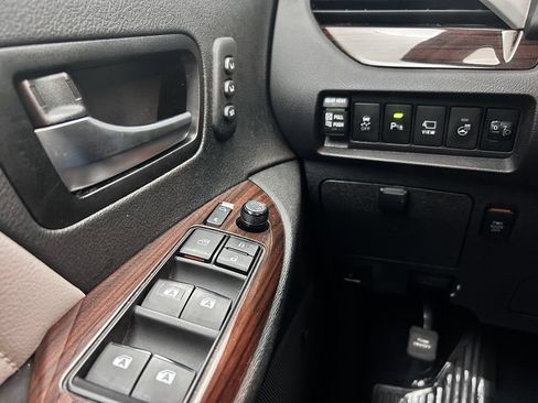 Used 2019 Toyota Sienna Limited Premium AWD/4WD image 21