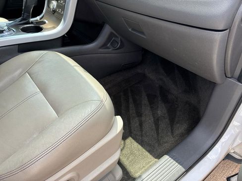 Used 2014 Ford Edge SEL w/ Equipment Group 205A FWD image 40