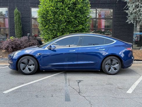 Used 2018 Tesla Model 3 Long Range RWD image 8