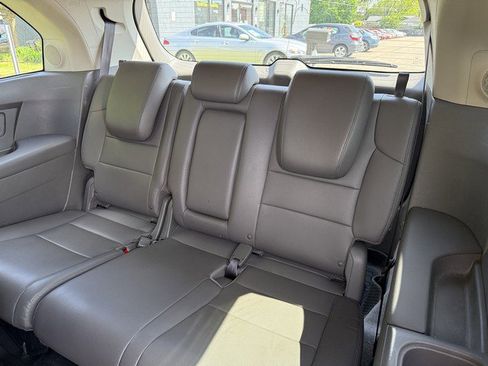 Used 2011 Honda Odyssey Touring Elite image 11