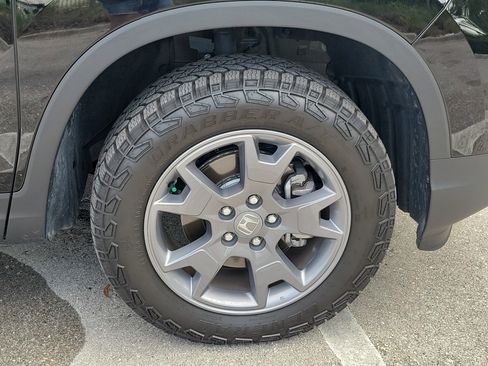 Used 2025 Honda Passport TrailSport image 13