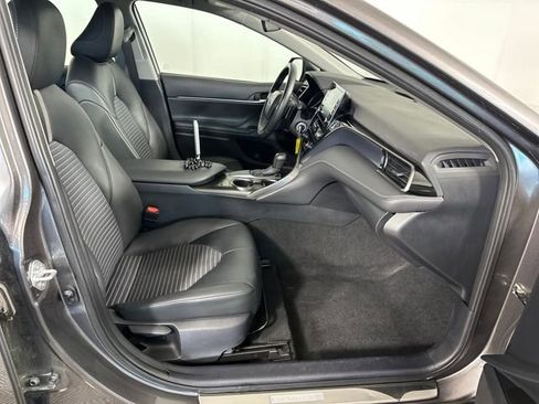 Used 2024 Toyota Camry SE FWD image 28