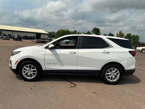 Used 2024 Chevrolet Equinox LT AWD/4WD image 36