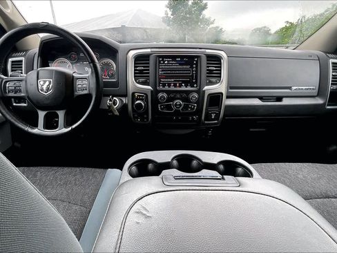 Used 2019 RAM 1500 Big Horn AWD/4WD image 15