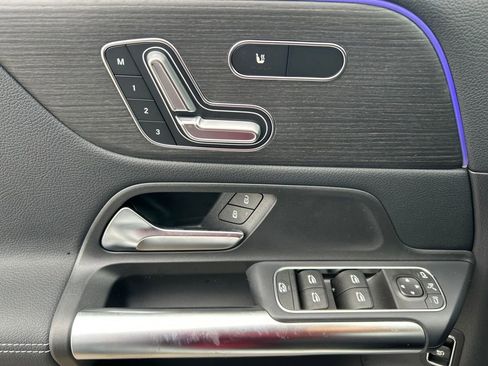 New 2026 Mercedes-Benz GLA 250 4MATIC image 9