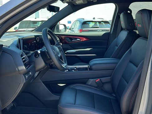 New 2026 Chevrolet Traverse Z71 w/ Driver Confidence Package AWD/4WD image 30