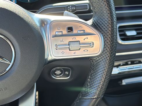 Used 2022 Mercedes-Benz GLS 450 GLS 450 image 17