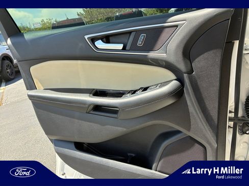 Used 2017 Ford Edge SEL w/ Equipment Group 201A AWD/4WD image 13