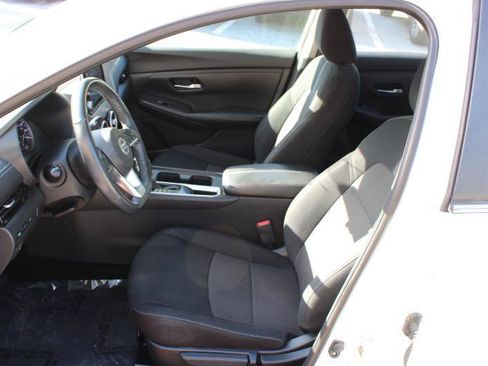 Used 2023 Nissan Sentra SV FWD image 9