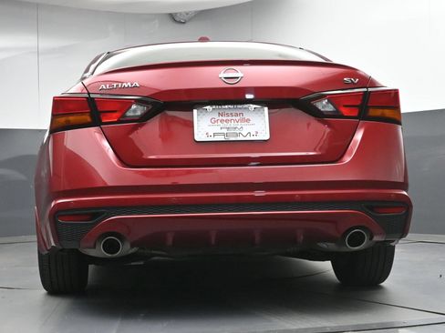 Certified 2024 Nissan Altima 2.5 SV w/ SV Premium Package FWD image 27