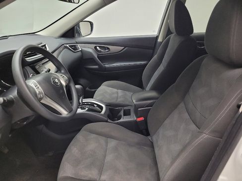 Used 2016 Nissan Rogue SV image 17