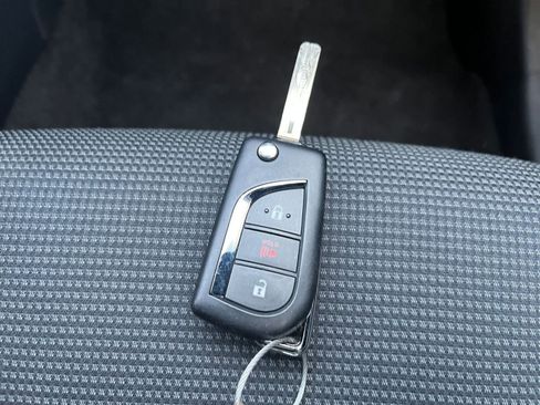 Used 2025 Toyota RAV4 LE image 22