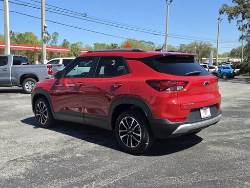 Used 2026 Chevrolet TrailBlazer LT w/ Convenience Package image 3