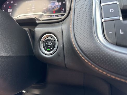 Used 2023 GMC Yukon AT4 w/ AT4 Premium Plus Package image 27