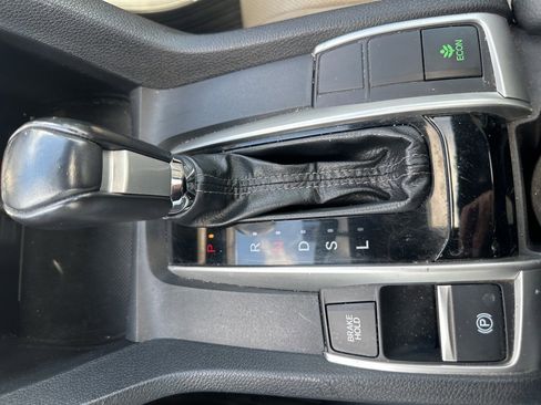 Used 2018 Honda Civic EX-L image 17