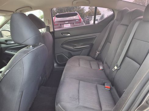Used 2022 Nissan Altima 2.5 S FWD image 18
