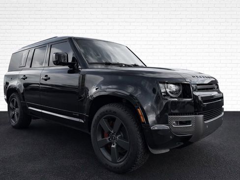 Used 2023 Land Rover Defender 130 X AWD/4WD image 3