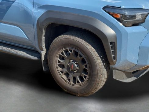Used 2025 Toyota 4Runner TRD Off-Road Premium AWD/4WD image 19