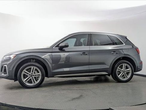 Used 2023 Audi Q5 e Premium Plus w/ Premium Plus Package AWD/4WD image 3