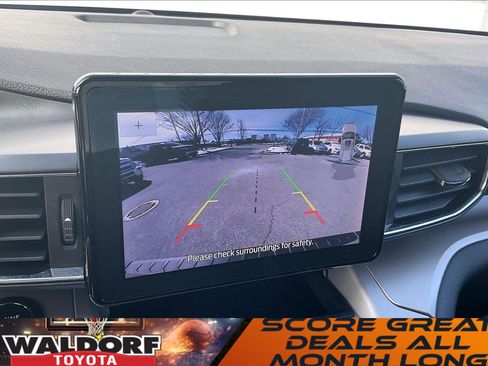 Used 2024 Ford Explorer XLT w/ Equipment Group 202A image 26