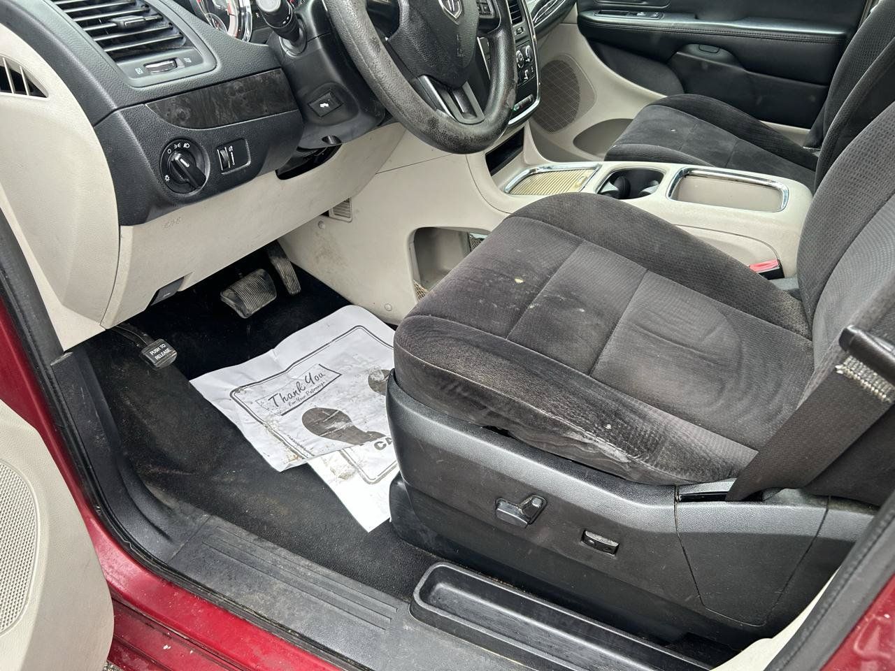 Used 2014 Dodge Grand Caravan SXT FWD image 10