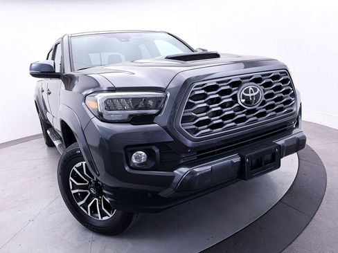 Used 2023 Toyota Tacoma TRD Sport AWD/4WD image 7