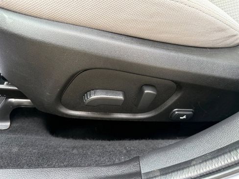 Used 2018 Subaru Forester 2.5i Premium image 8