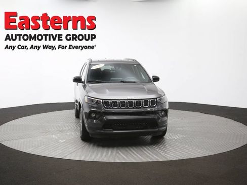 Used 2024 Jeep Compass Latitude AWD/4WD image 50