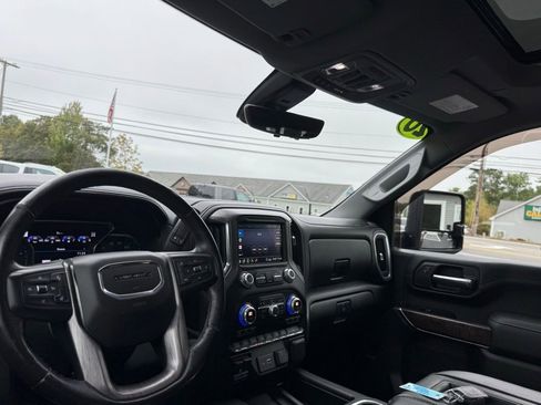 Used 2020 GMC Sierra 2500 Denali w/ Denali Ultimate Package image 22