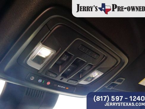 Used 2024 GMC Sierra 1500 AT4 w/ Technology Package AWD/4WD image 14