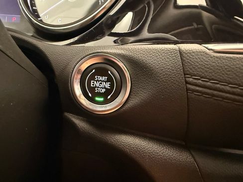 Used 2022 Buick Encore GX Select AWD/4WD image 29