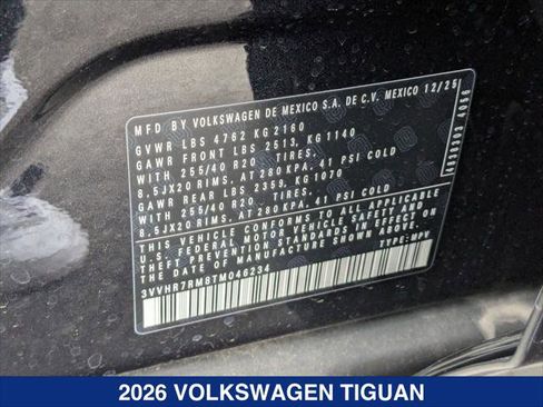 New 2026 Volkswagen Tiguan SE R-Line FWD image 20