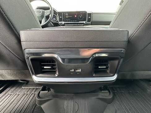 Used 2023 GMC Sierra 1500 Elevation AWD/4WD image 7