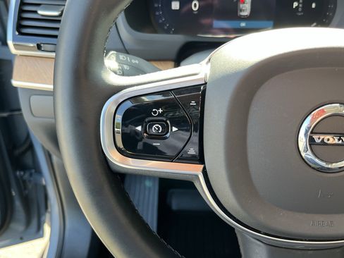 Used 2023 Volvo XC90 B6 Plus w/ Protection Package Premier AWD/4WD image 19