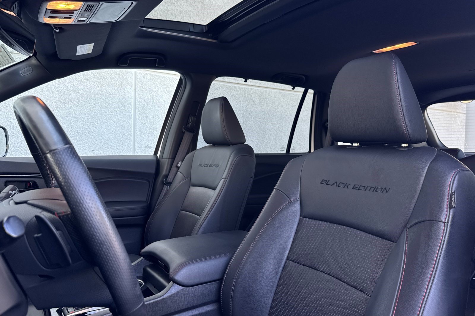 Used 2024 Honda Passport Black Edition image 23