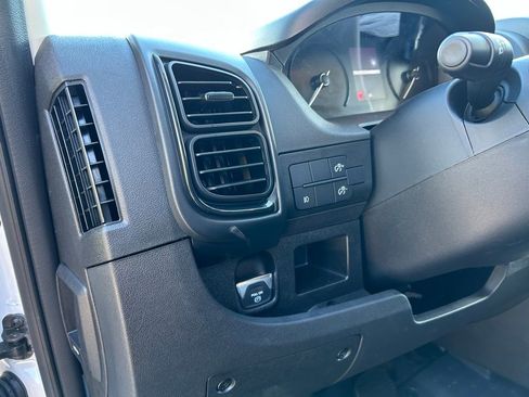 New 2025 RAM ProMaster 2500 w/ Convenience Group image 40