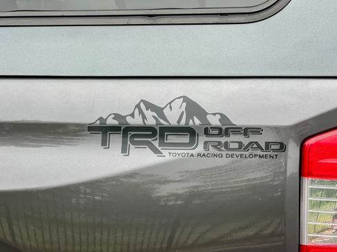 Used 2016 Toyota Tundra SR5 w/ TRD Off Road Package AWD/4WD image 24