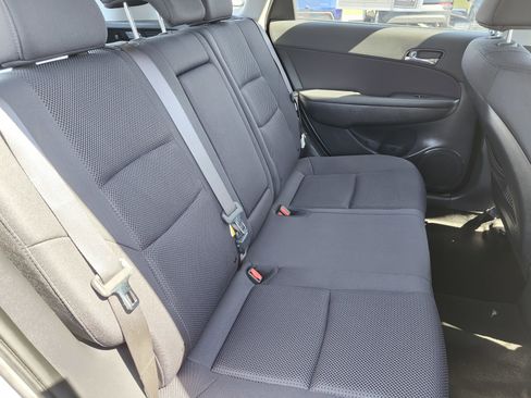 Used 2012 Hyundai Elantra GLS w/ Preferred Pkg image 16