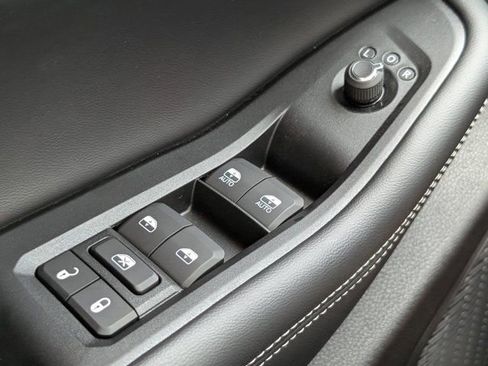 New 2026 Jeep Grand Cherokee Altitude RWD image 23