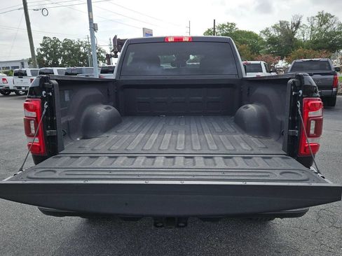 Used 2024 RAM 2500 Big Horn w/ Safety Group AWD/4WD image 13