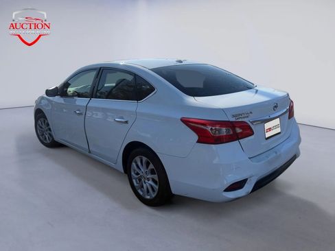 Used 2019 Nissan Sentra SV image 8
