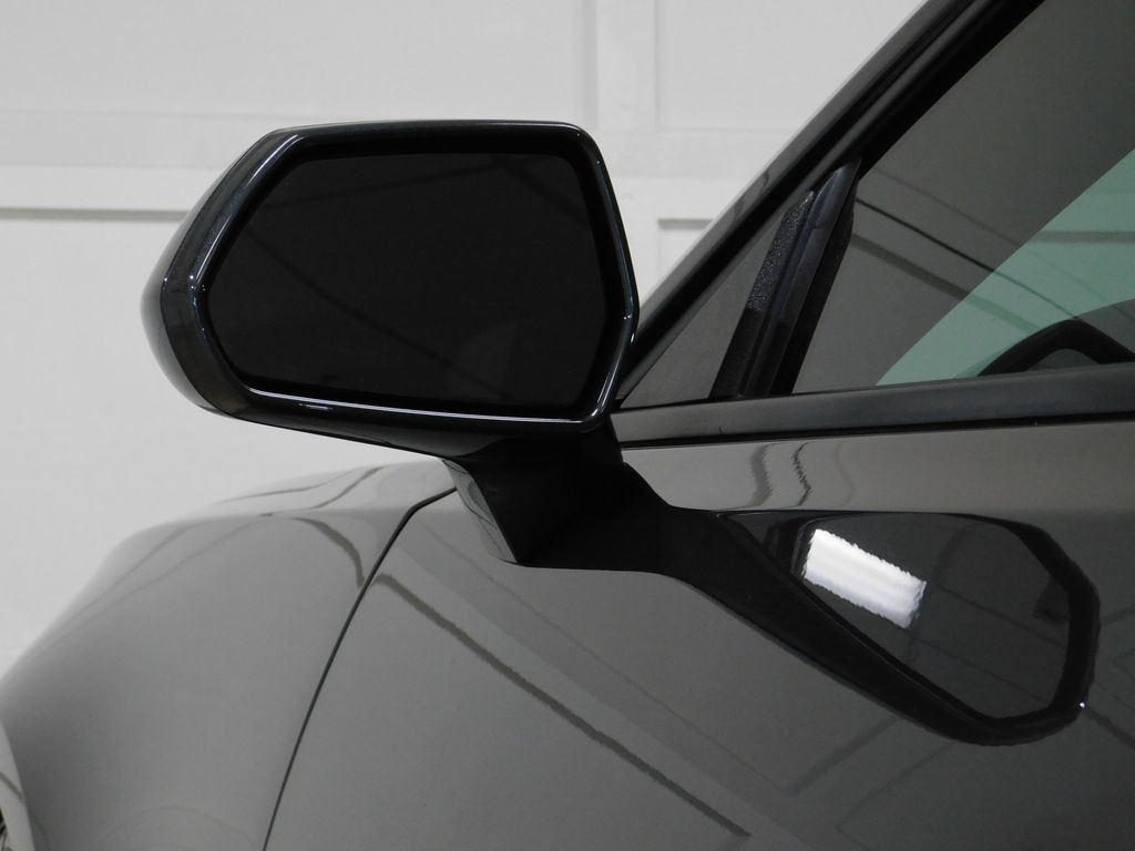 Used 2018 Chevrolet Camaro SS RWD image 26
