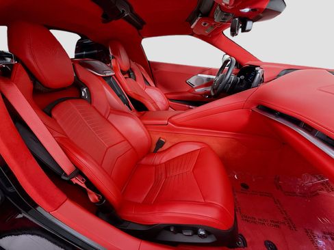 Used 2023 Chevrolet Corvette Stingray Premium Cpe w/ Z51 Performance Package RWD image 28