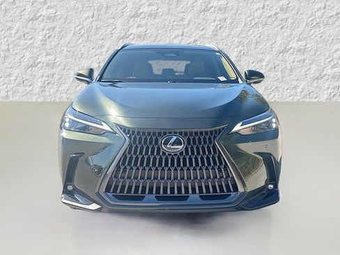 Used 2025 Lexus NX 250 FWD w/ Towing Package (2000 Lbs) image 8