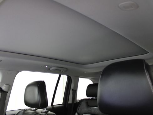 Used 2022 Jeep Grand Cherokee Limited 4xe image 29