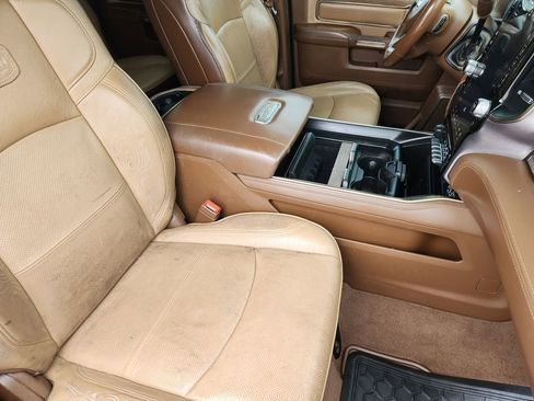 Used 2023 RAM 3500 Limited image 16